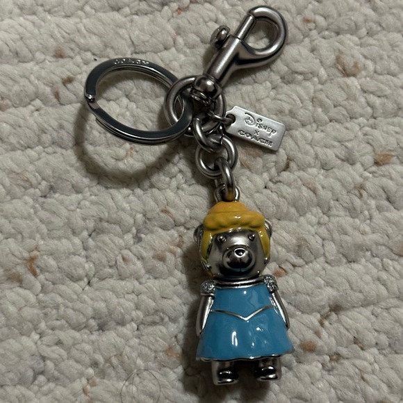 Cinderella Coach x Disney brand new bear princess keychain - Picture 3 of 4